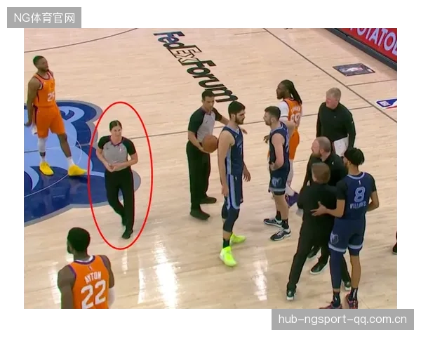 NBA教练怒吼裁判吃T，全场情绪彻底点燃引爆赛场风暴